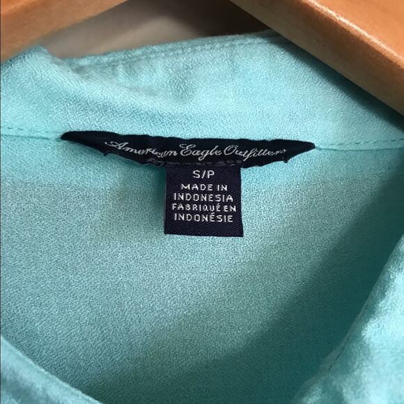 American Eagle button-down blouse - Picture 3 of 7